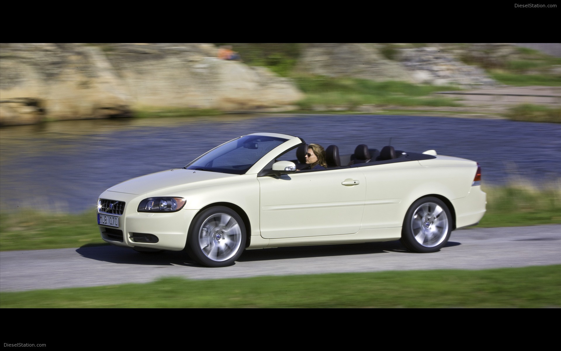 Volvo C70 2009
